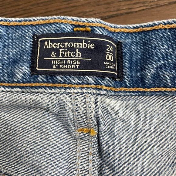 Abercrombie high rise 4” short - 24 - Picture 3 of 3